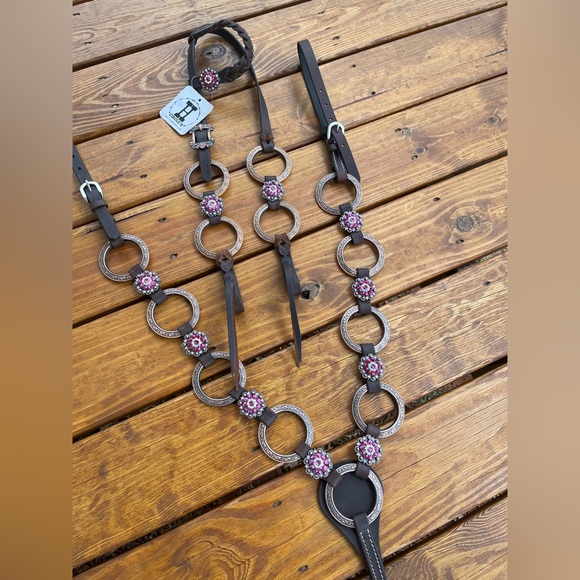 Ariat Other - NEW HBT TACKSET